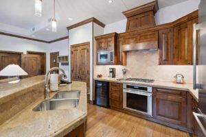 AspenMtnResidences-09B-3478